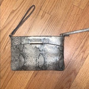 Jennifer Lopez snakeskin wristlet